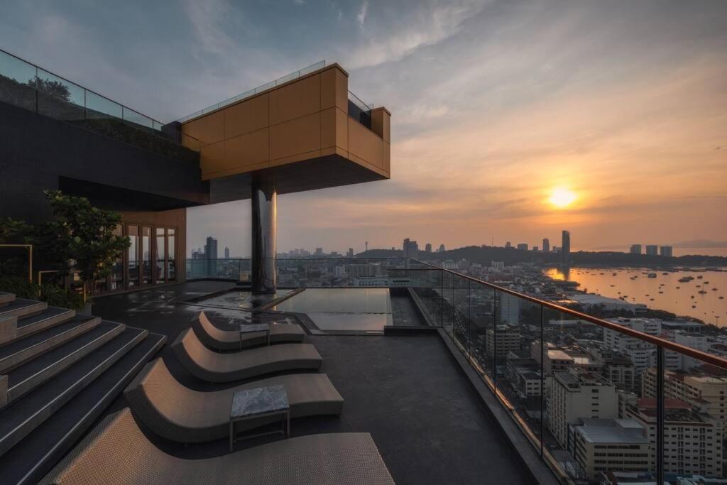 Edge Central Pattaya Bj 88 Exterior photo